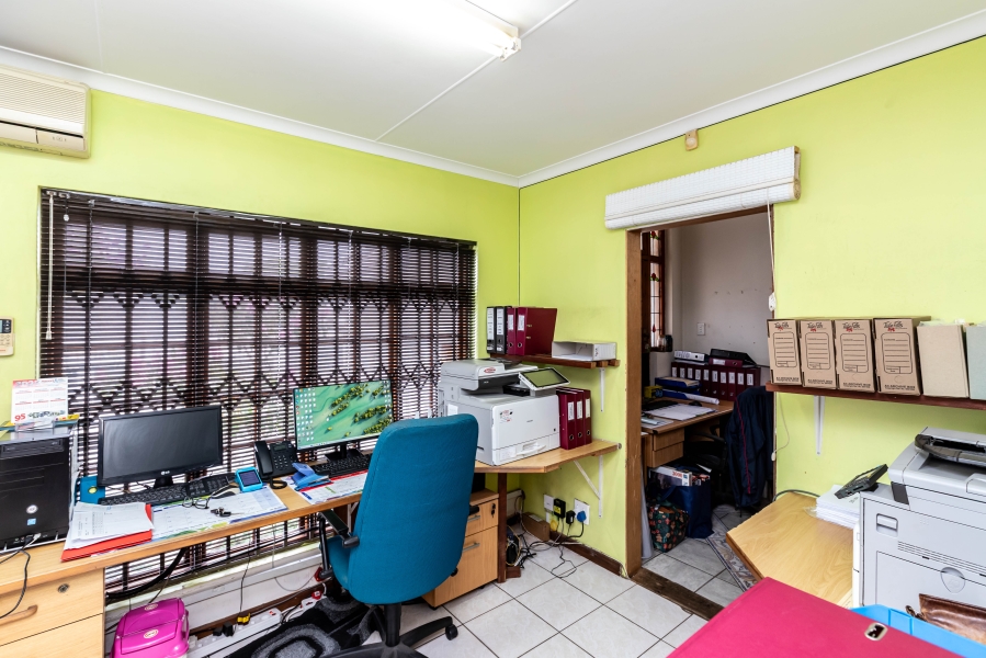 To Let commercial Property for Rent in Berea Eastern Cape